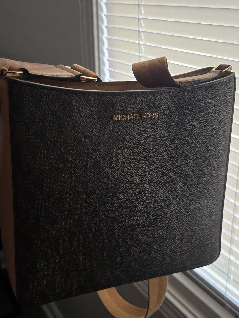 MICHAEL KORS Black and Brown Crossbody Bag